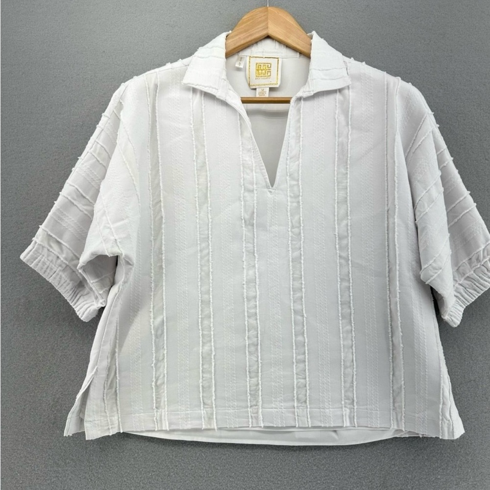 Emily McCarthy White Relaxed Short Sleeve Blouse with Notched Collar